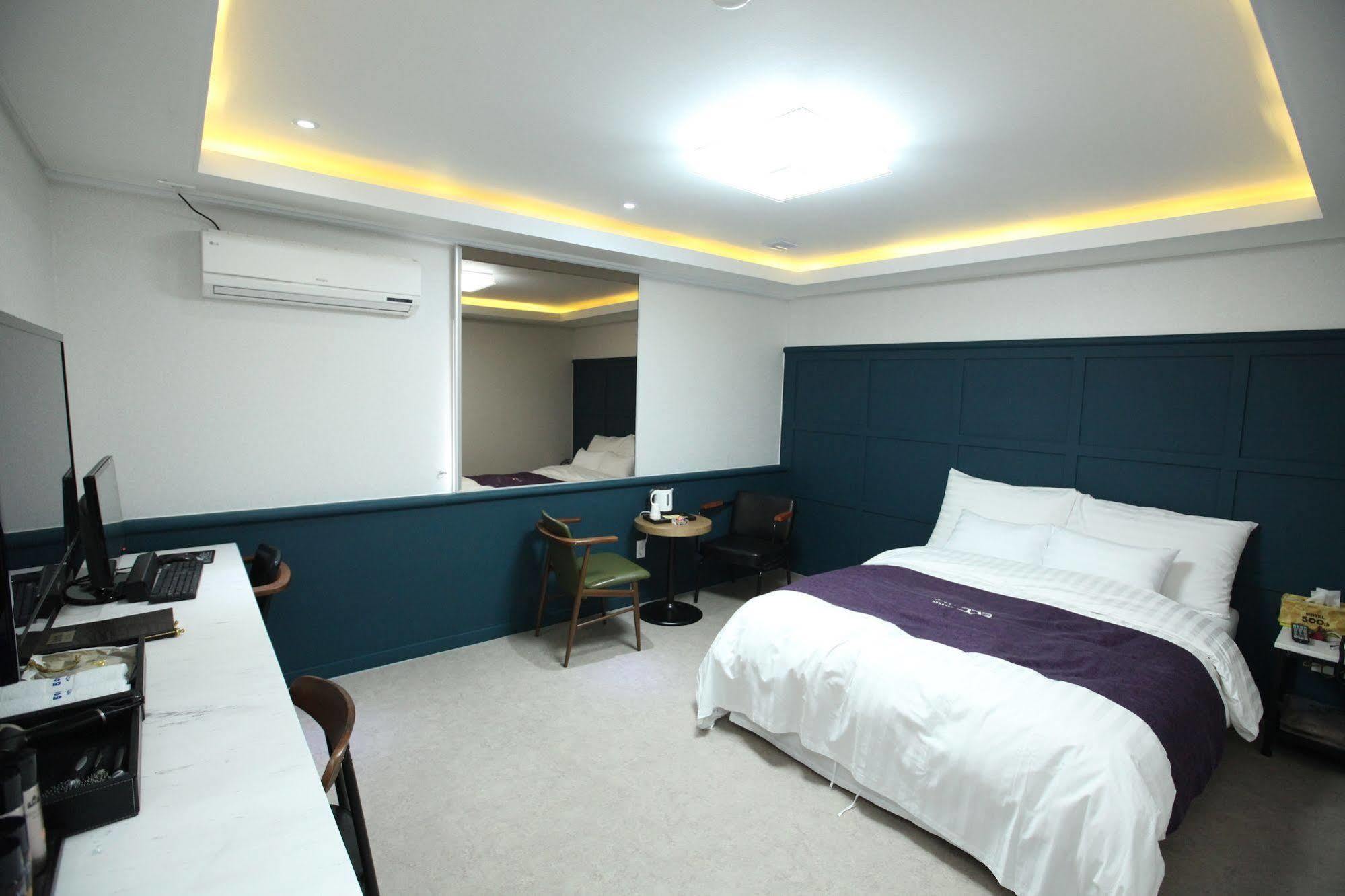 Hotel 500Th Mokpo Bagian luar foto